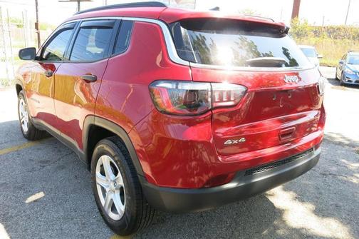 Red Hot Pearlcoat 2024 Jeep Compass Sport