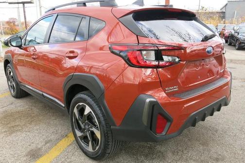 Sun Blaze Pearl 2024 Subaru Crosstrek Limited