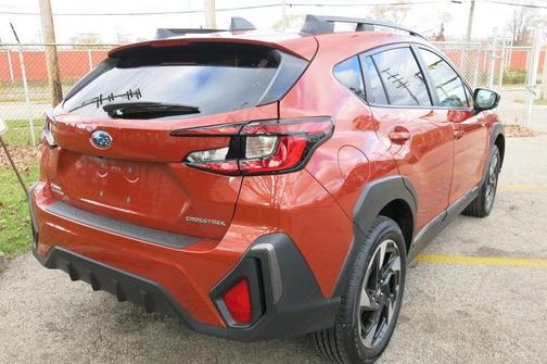 Sun Blaze Pearl 2024 Subaru Crosstrek Limited