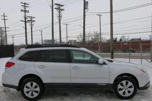 2012 Subaru Outback 2.5i Limited