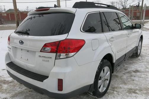 2012 Subaru Outback 2.5i Limited