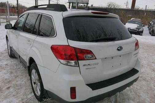 2012 Subaru Outback 2.5i Limited