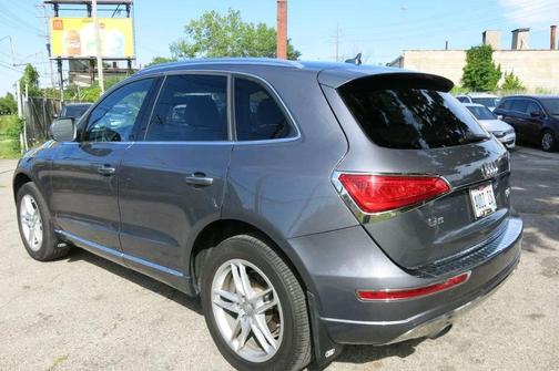 Lava Gray Pearl Effect 2016 Audi Q5 2.0T Premium Plus
