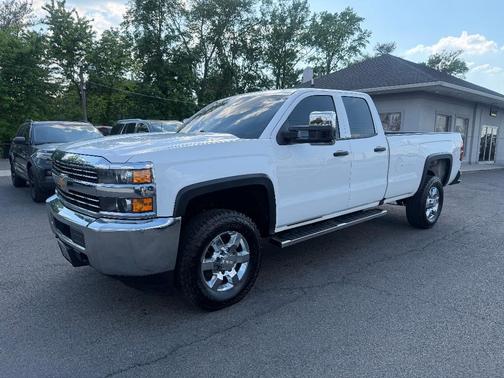 Summit White 2017 Chevrolet Silverado 2500 WT
