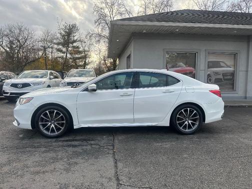 2018 Acura TLX V6 w/Technology Package