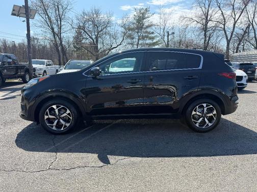 2022 Kia Sportage LX