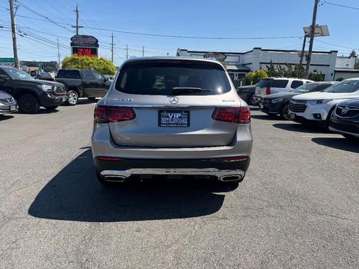 Mojave Silver Metallic 2021 Mercedes-Benz GLC 300 Base 4MATIC