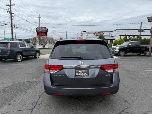 Modern Steel Metallic 2016 Honda Odyssey EX-L