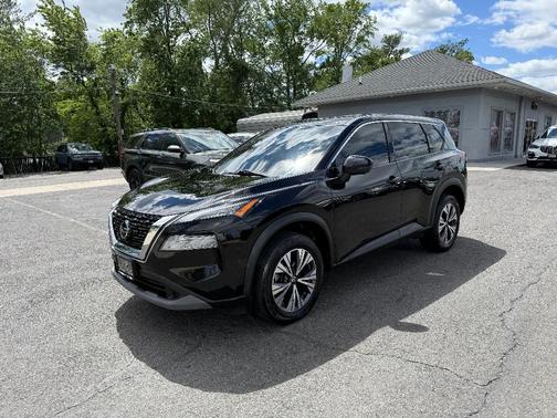 Super Black 2021 Nissan Rogue SV