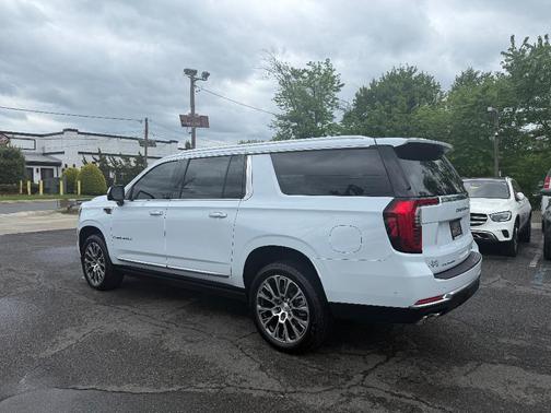 Glacier White 2026 GMC Yukon XL Denali