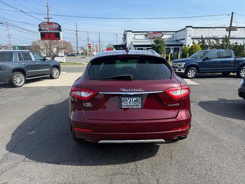 2017 Maserati Levante S