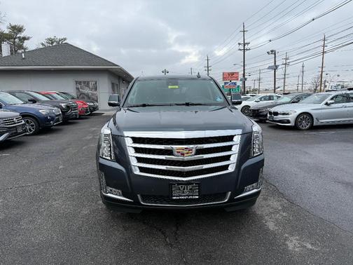 2020 Cadillac Escalade Luxury