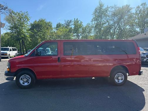 Victory Red 2014 Chevrolet Express 3500 LT