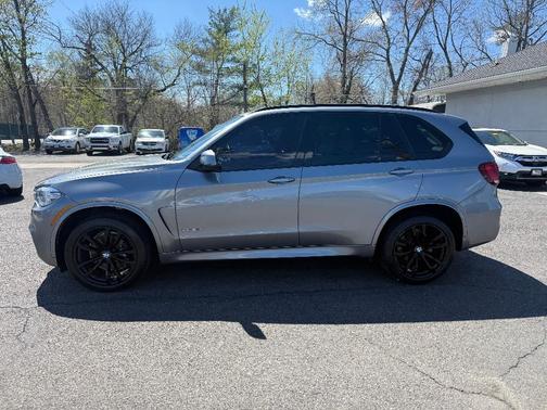 Space Gray Metallic 2015 BMW X5 xDrive35i