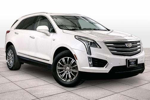 Crystal White Tri-Coat 2019 Cadillac XT5 Luxury