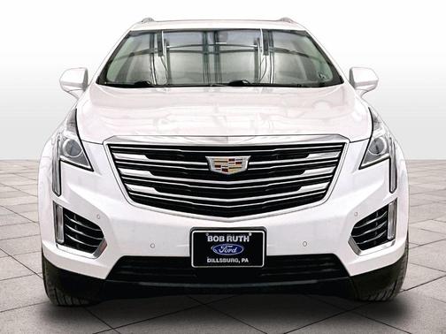 Crystal White Tri-Coat 2019 Cadillac XT5 Luxury