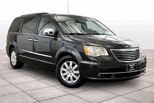 2012 Chrysler Town & Country Touring-L