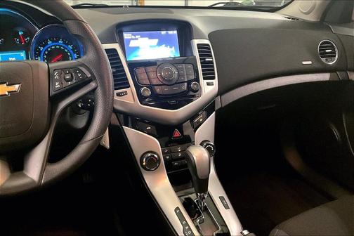 2015 Chevrolet Cruze 1LT