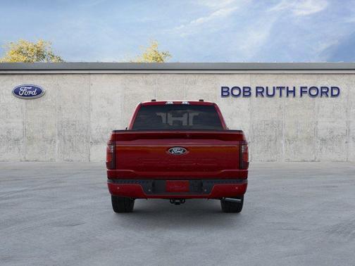 Rapid Red Metallic Tinted Clearcoat 2025 Ford F-150 XLT