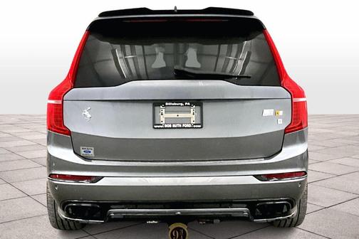 2017 Volvo XC90 Hybrid T8 R-Design