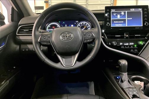 2022 Toyota Camry Hybrid XSE