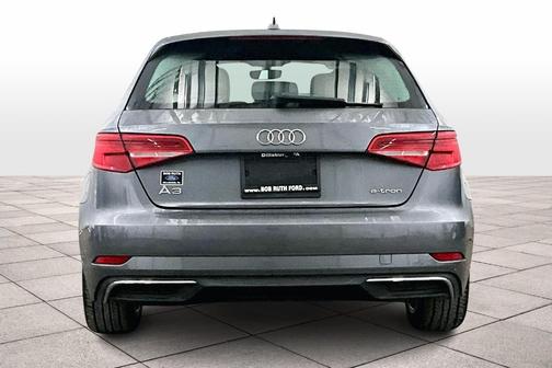 2017 Audi A3 e-tron 1.4T Premium