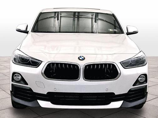 Mineral White Metallic 2020 BMW X2 sDrive28i