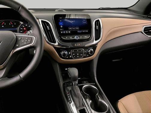 Summit White 2023 Chevrolet Equinox Premier