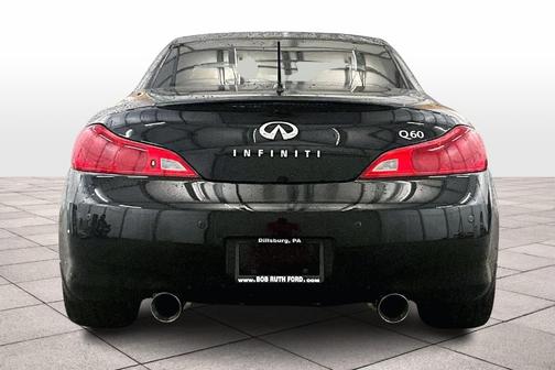 2015 INFINITI Q60 Base