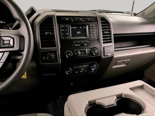 Oxford White 2022 Ford F-350 XL