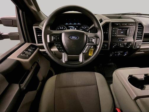 Oxford White 2022 Ford F-350 XL