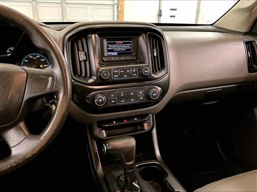 Summit White 2016 Chevrolet Colorado WT