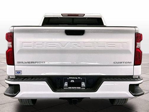 Summit White 2024 Chevrolet Silverado 1500 Custom
