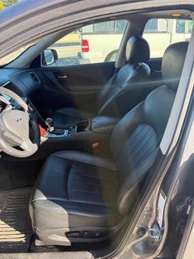 2016 INFINITI QX50 Base