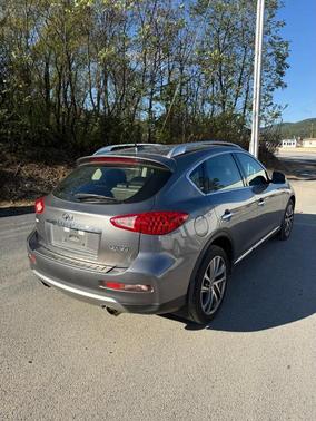 2016 INFINITI QX50 Base