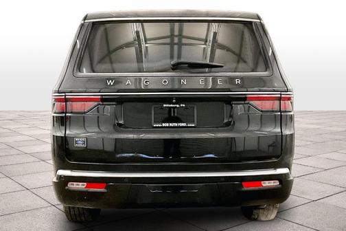 2024 Jeep Wagoneer Base
