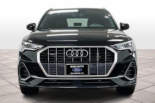 2022 Audi Q3 45 S line Premium