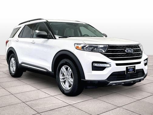 Star White 2020 Ford Explorer XLT