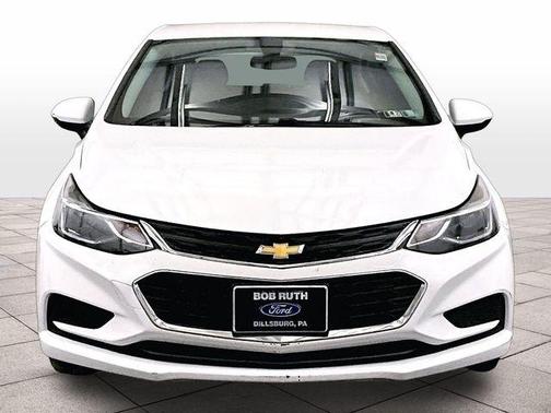 Summit White 2018 Chevrolet Cruze LT
