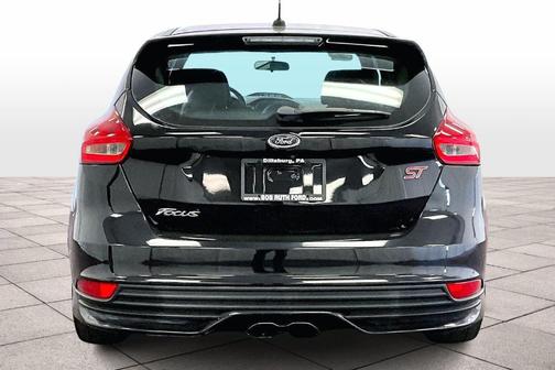 2018 Ford Focus ST Base