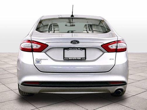 Ingot Silver 2016 Ford Fusion SE