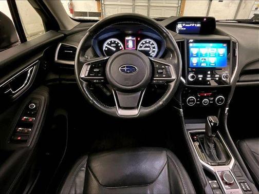 Ice Silver Metallic 2022 Subaru Forester Touring