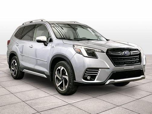 Ice Silver Metallic 2022 Subaru Forester Touring