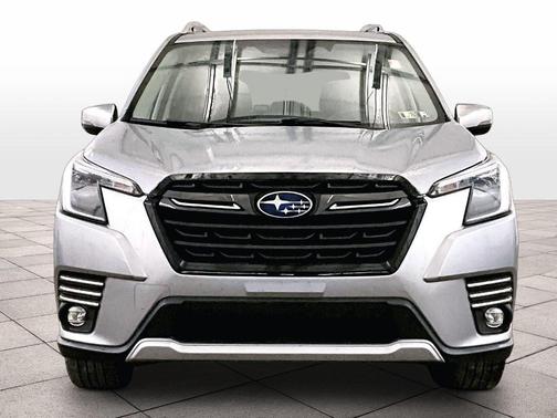 Ice Silver Metallic 2022 Subaru Forester Touring