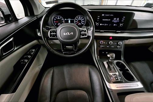 2022 Kia Carnival LXS