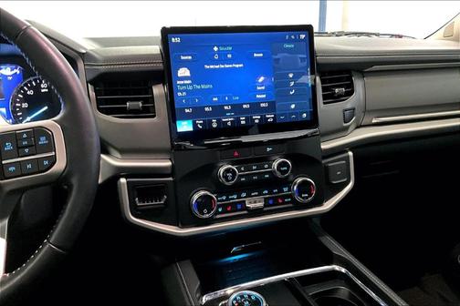 2022 Ford Expedition Max XLT