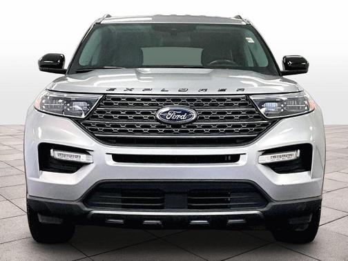 Iconic Silver 2023 Ford Explorer XLT