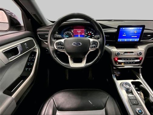 Iconic Silver 2023 Ford Explorer XLT