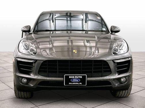 Gray 2018 Porsche Macan