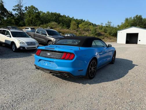 2022 Ford Mustang EcoBoost Premium